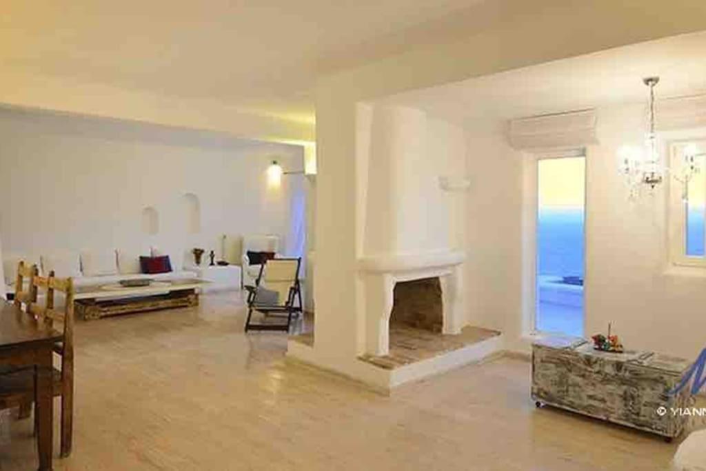 Navona Mykonos