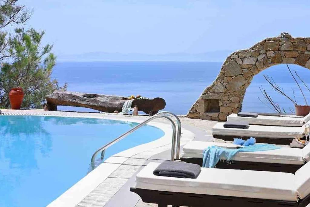 Navona Mykonos *